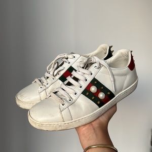 Gucci Pearl Sneakers